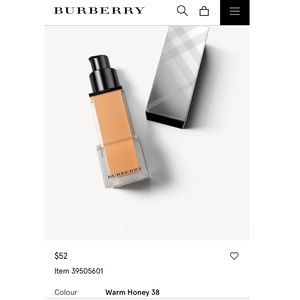 🍯 Burberry Fresh Glow Luminous Foundation 🍯